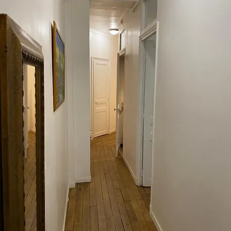 Beau 3 Pieces A 13 Apartment *