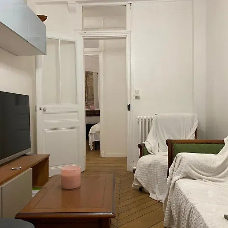 Beau 3 Pieces A 13 Apartment *